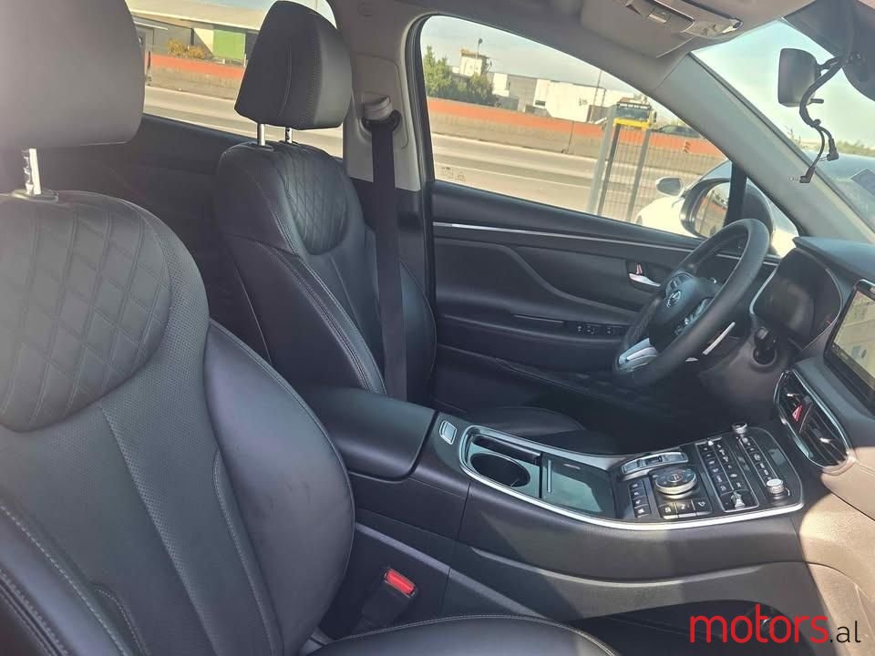 2022' Hyundai Santa Fe photo #6