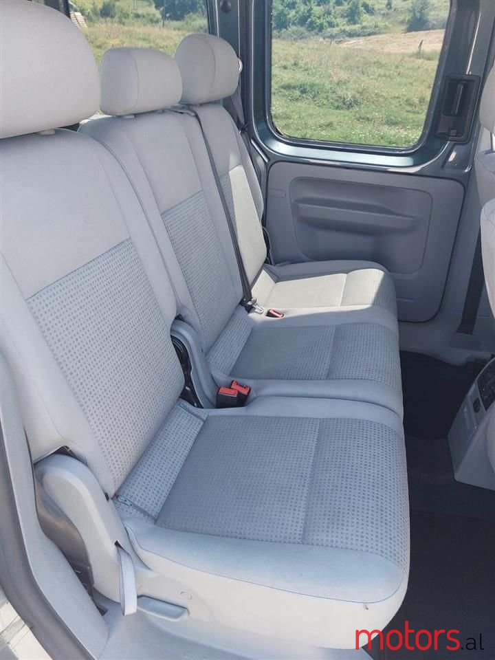 2010' Volkswagen Caddy photo #6