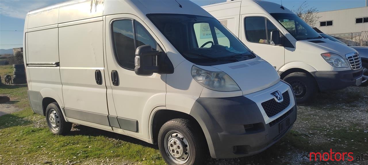 2010' Peugeot photo #1