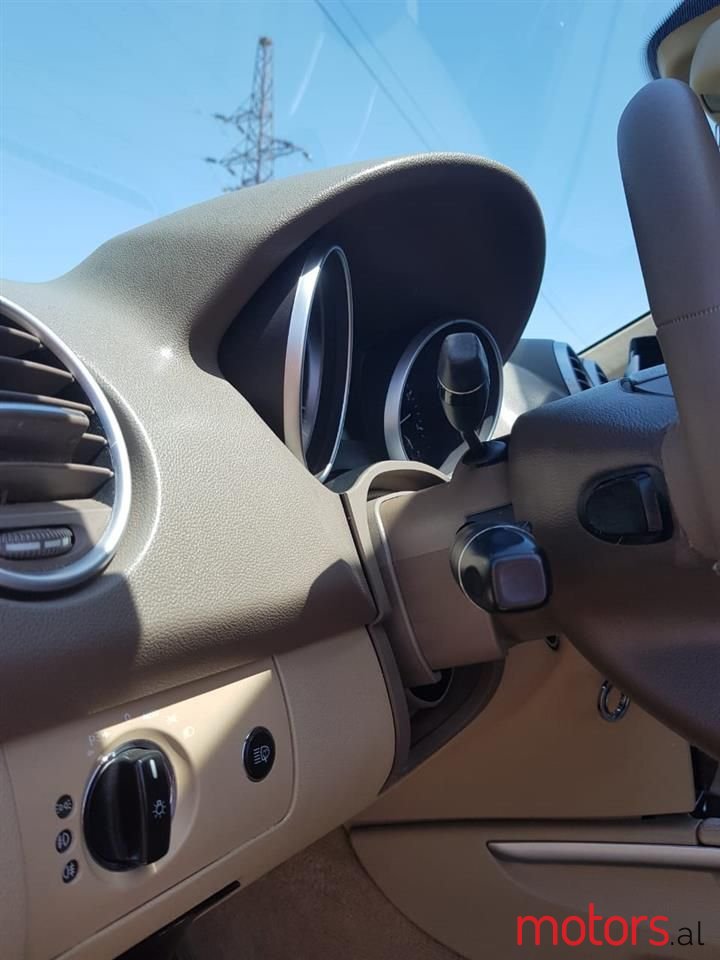 2009' Mercedes-Benz ML 350 photo #4