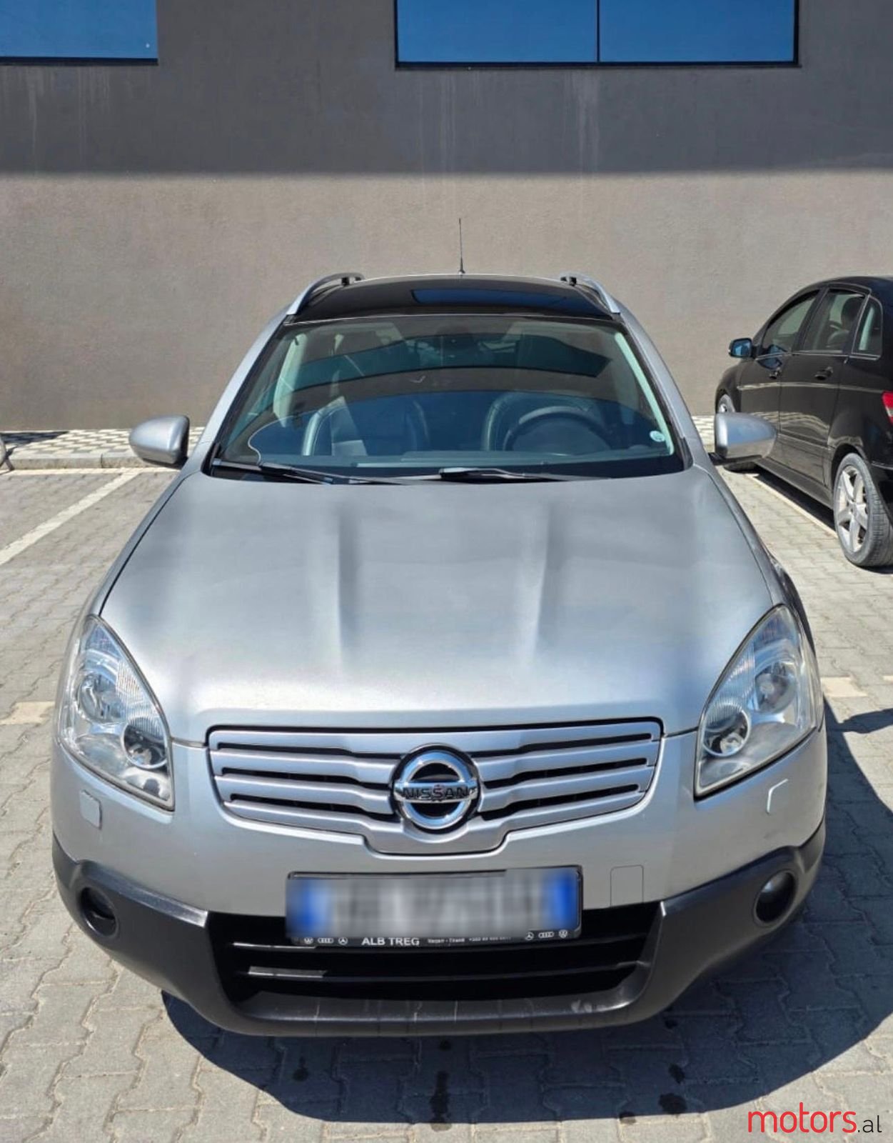 2009' Nissan Qashqai+2 photo #1