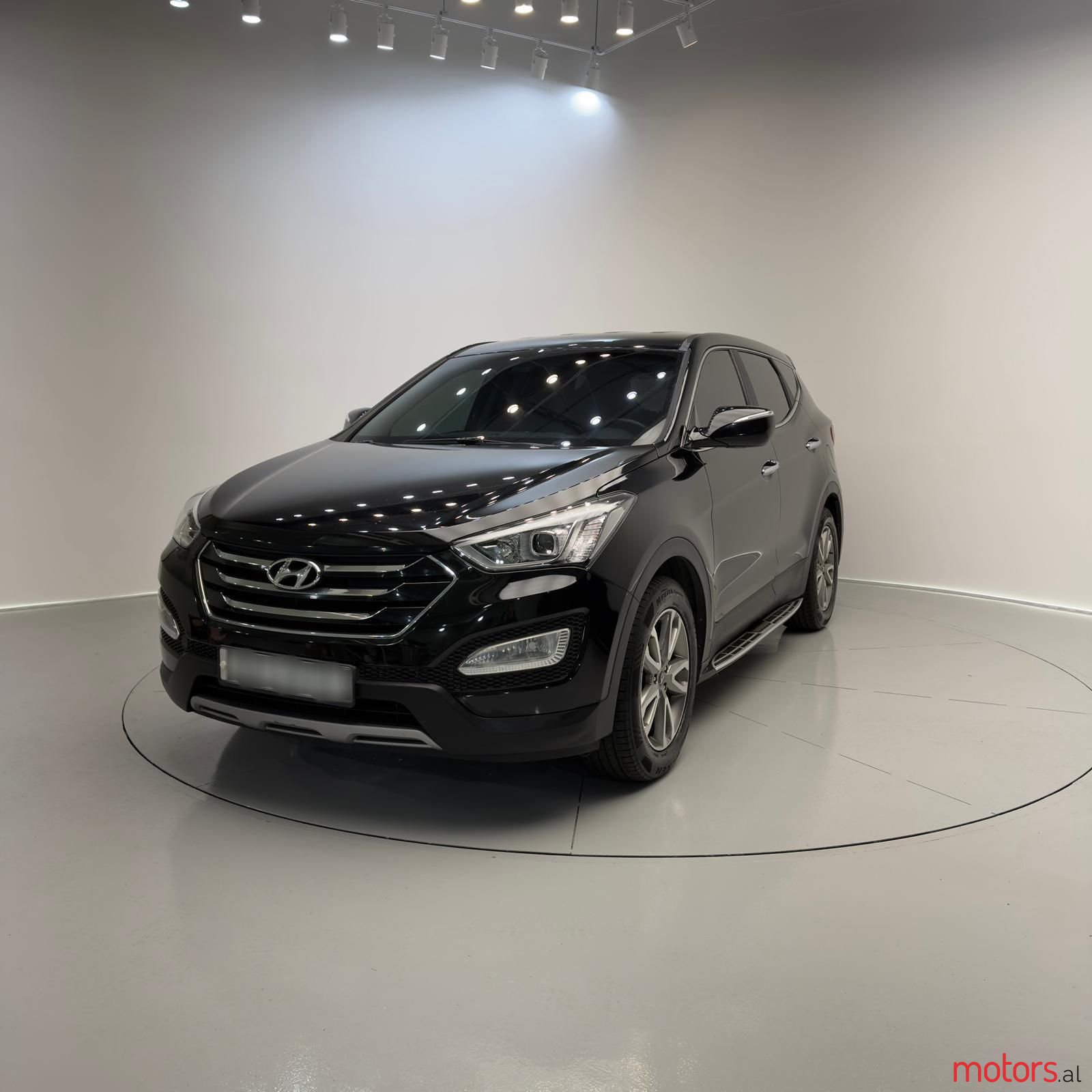2013' Hyundai Santa Fe photo #1