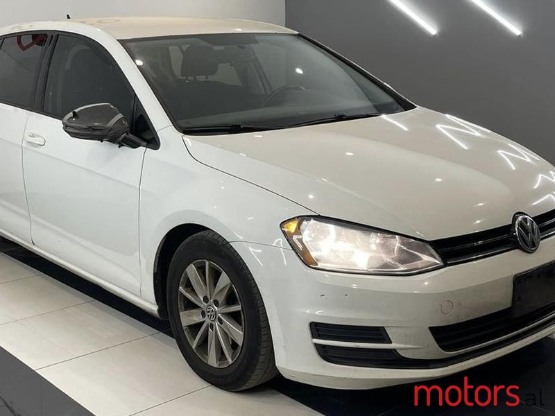 2016' Volkswagen Golf photo #6