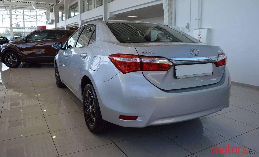 2016' Toyota Corolla photo #2