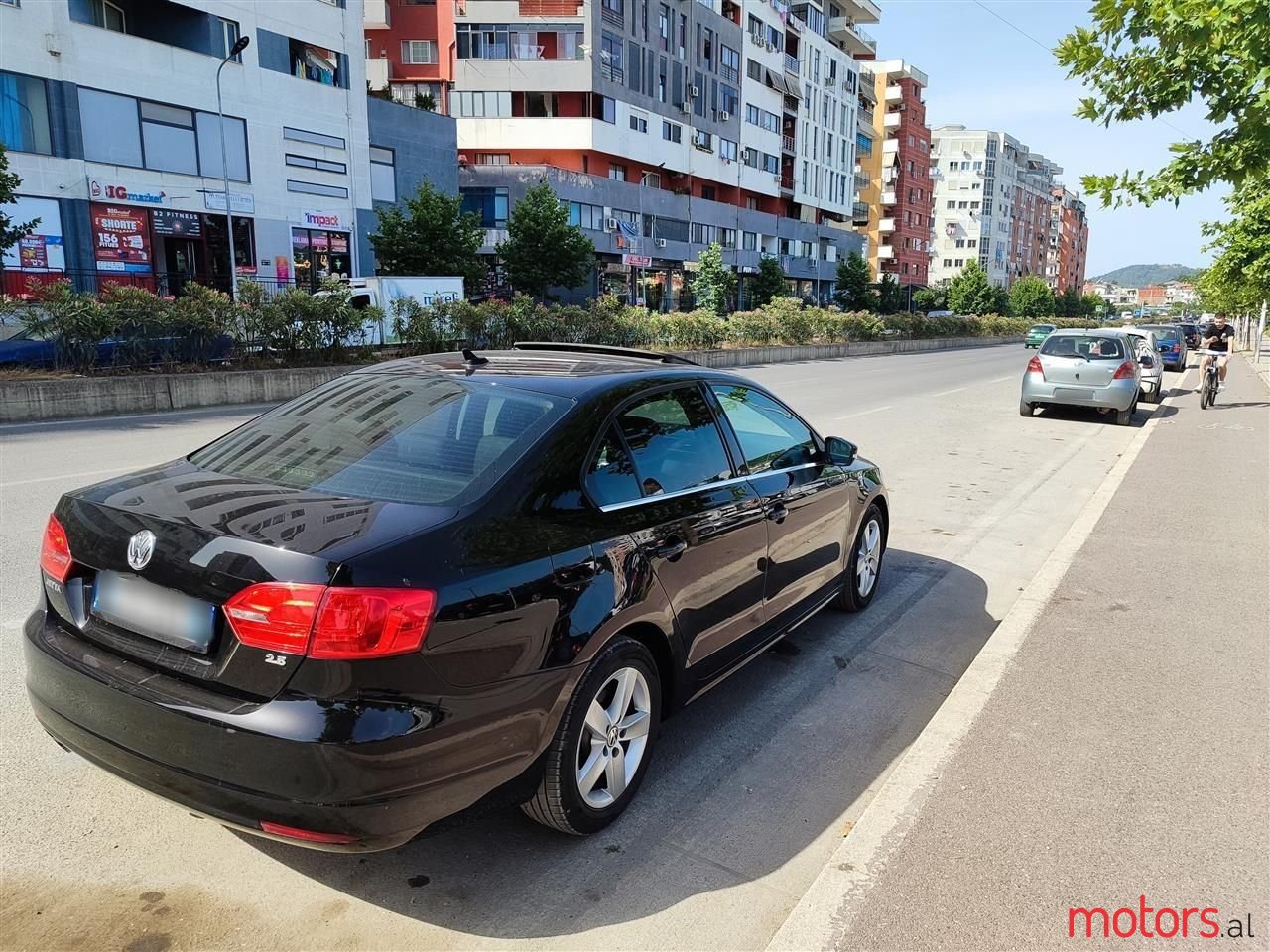 2011' Volkswagen Jetta photo #4