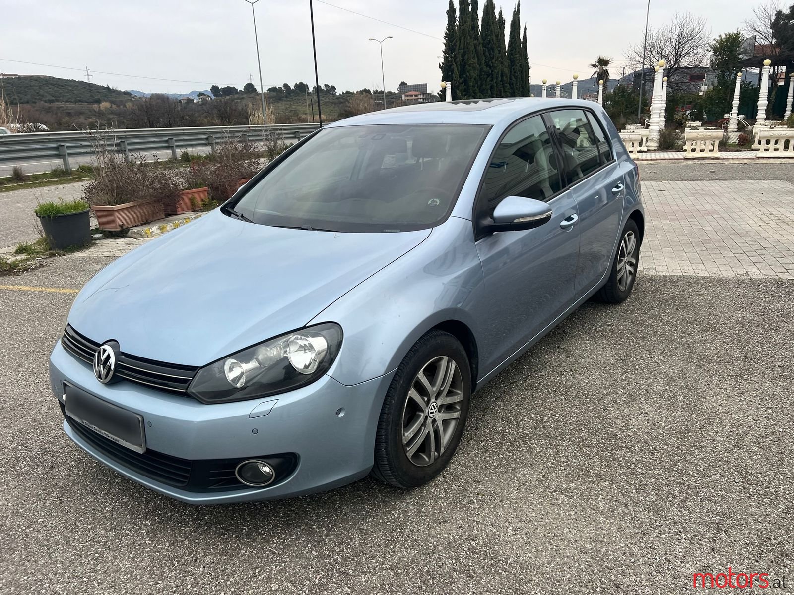 2012' Volkswagen Golf photo #1