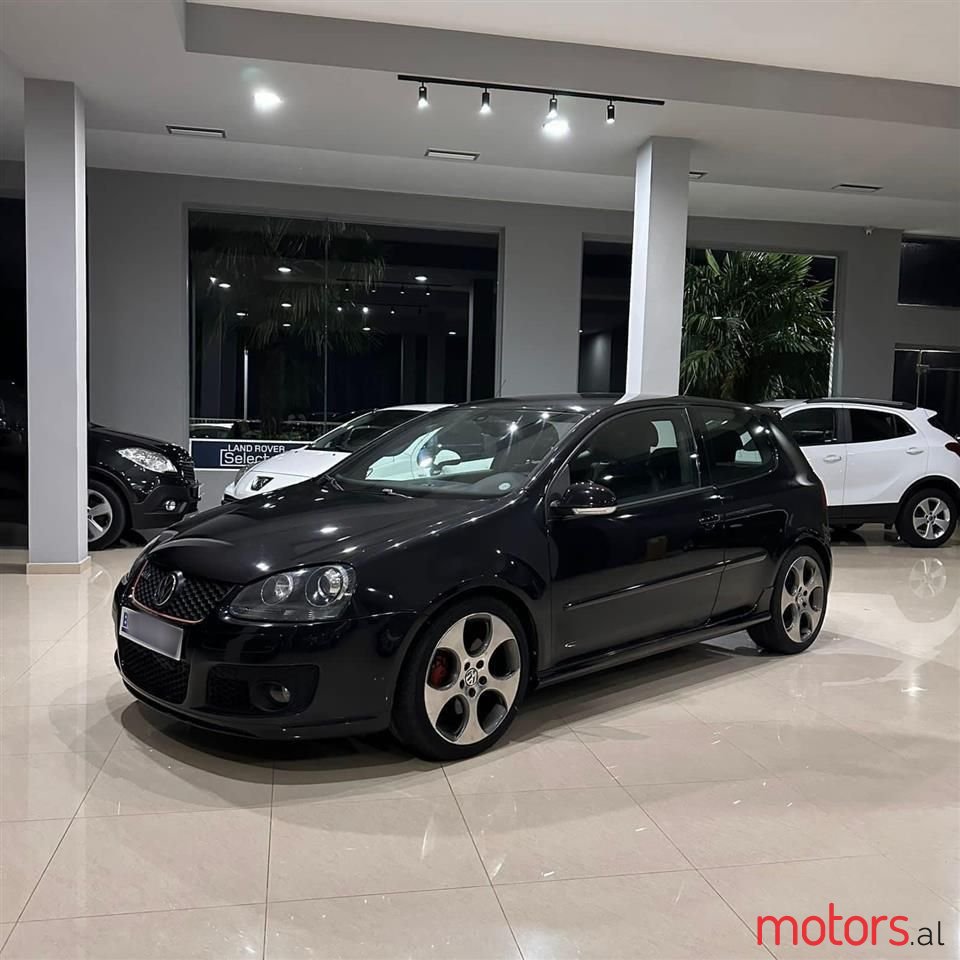 2007' Volkswagen Golf photo #1