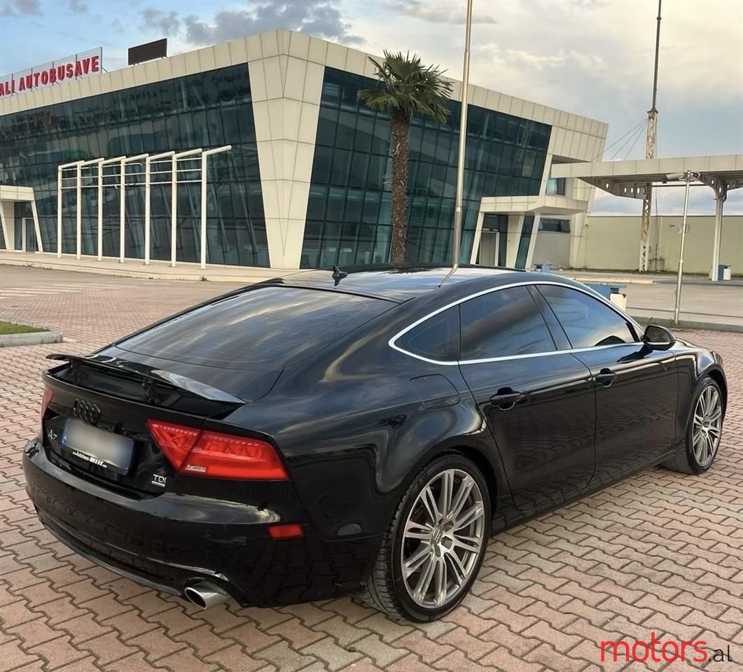 2010' Audi A7 photo #3