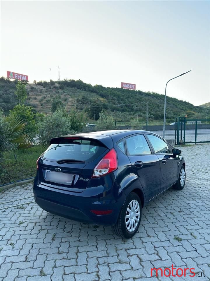 2014' Ford Fiesta photo #4