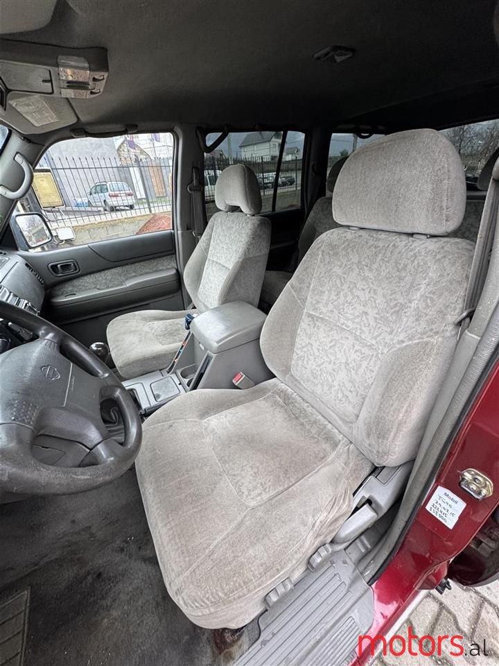 1999' Nissan Patrol photo #3