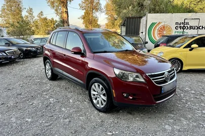 2010' Volkswagen Tiguan