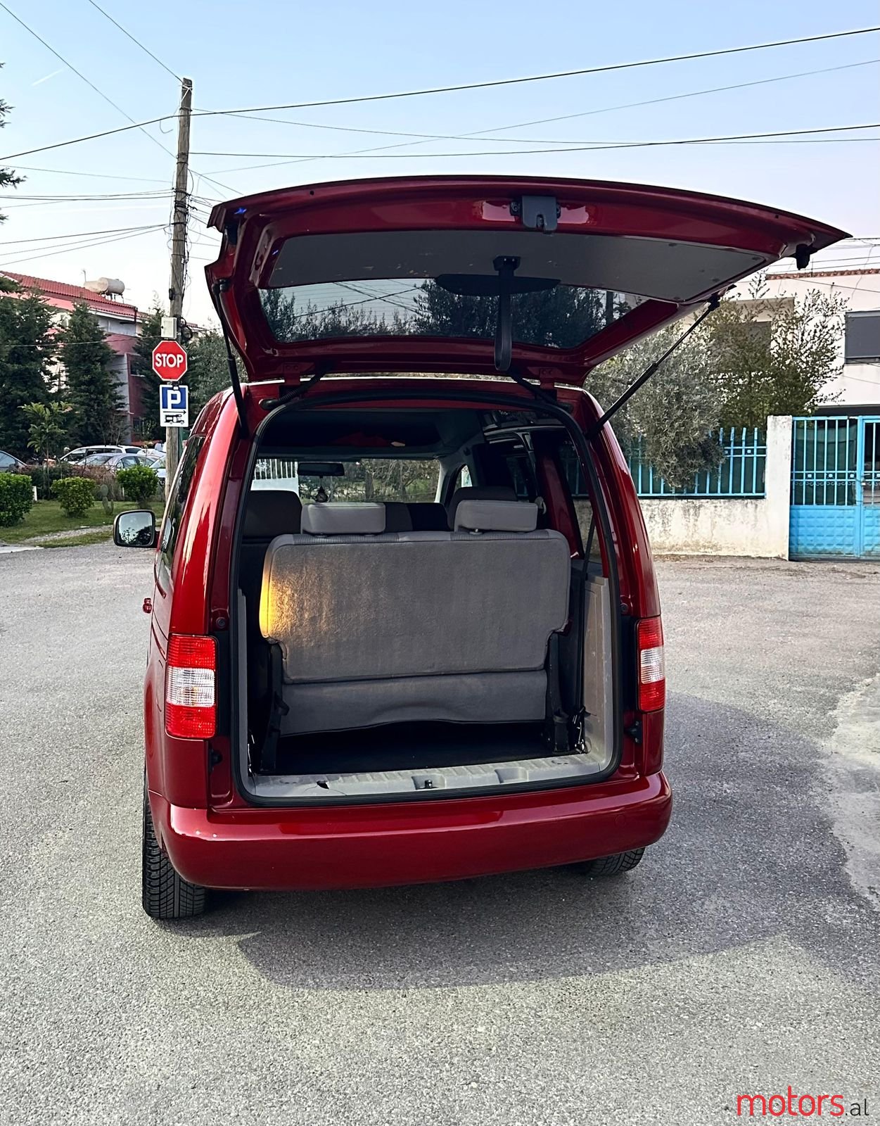 2007' Volkswagen Caddy photo #5