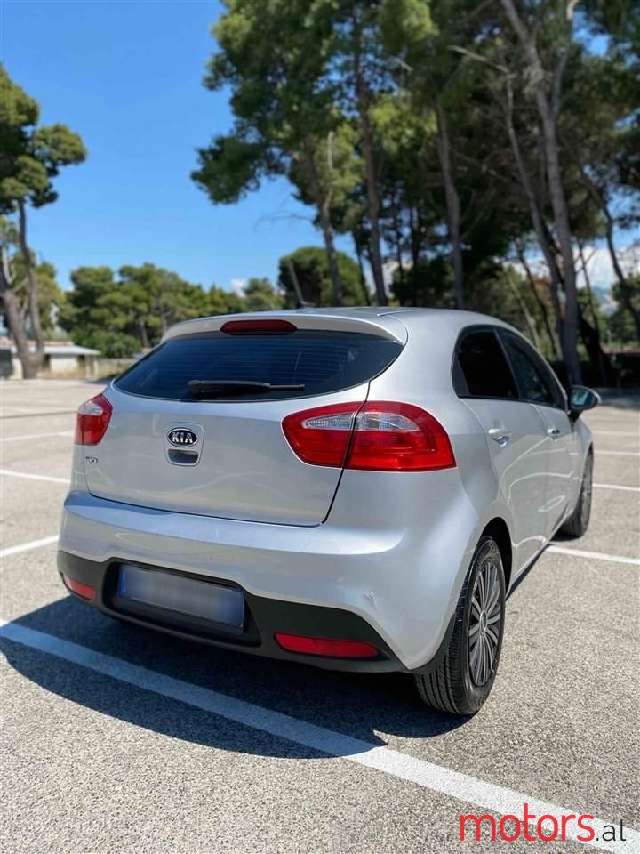 2012' Kia Rio photo #5