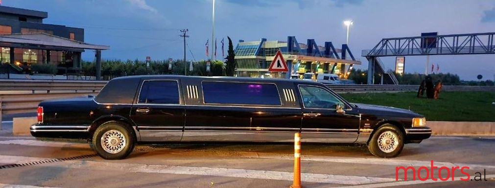 1994' Lincoln Town Car photo #1