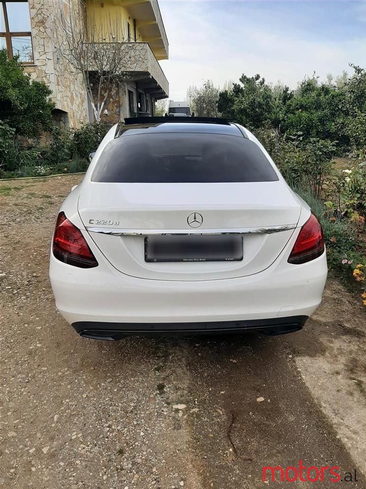 2019' Mercedes-Benz C 220 photo #5