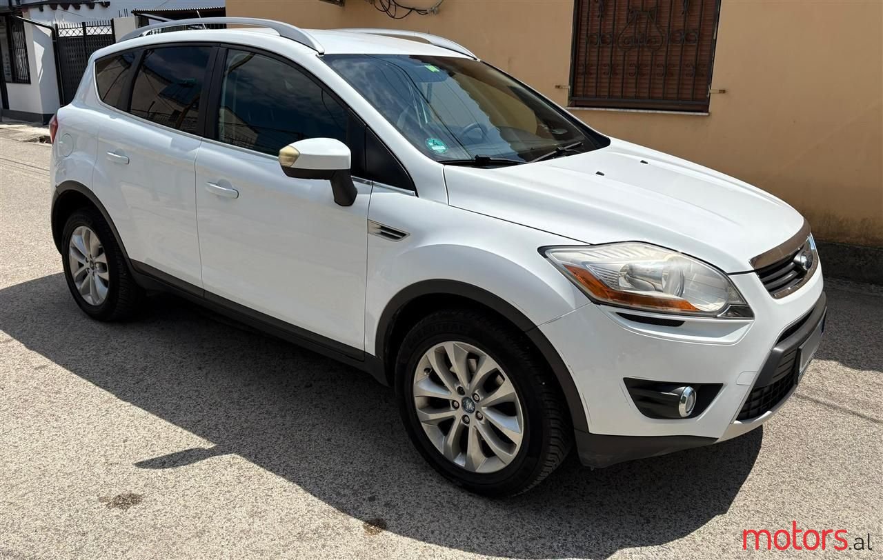 2011' Ford Kuga photo #2