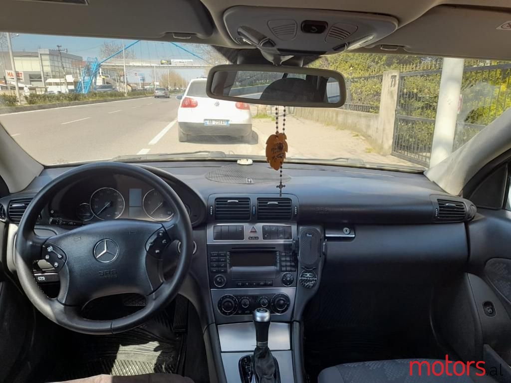 2001' Mercedes-Benz C 200 photo #1