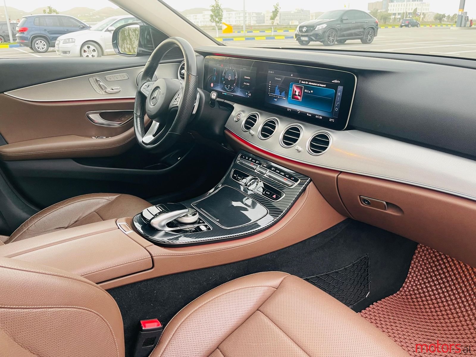 2017' Mercedes-Benz E 350 photo #5
