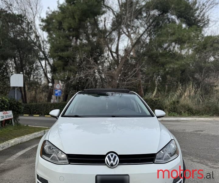 2016' Volkswagen Golf photo #3