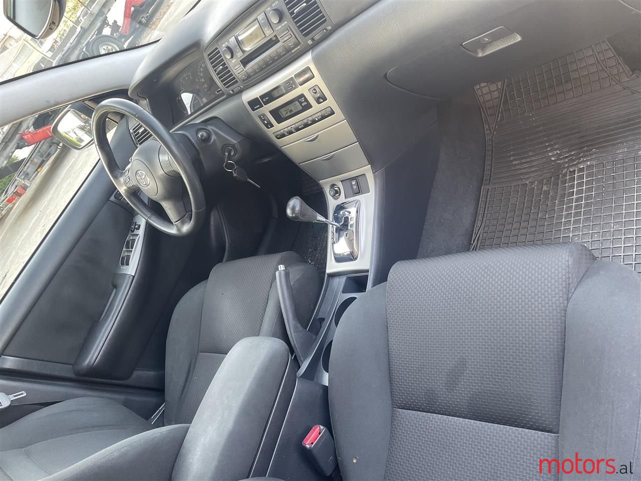 2005' Toyota Corolla photo #3