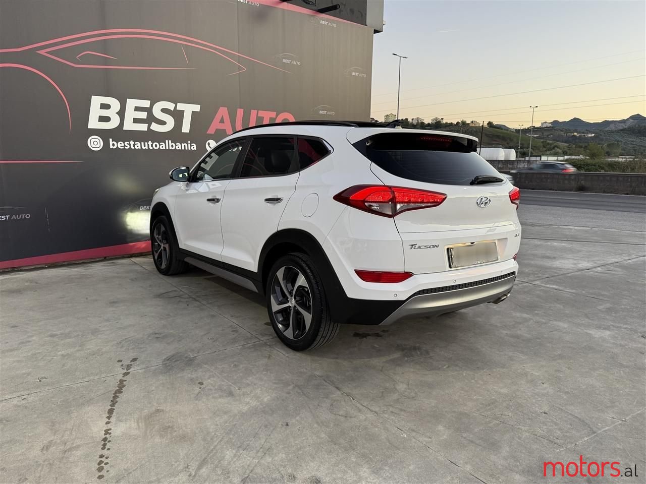 2017' Hyundai Tucson photo #2