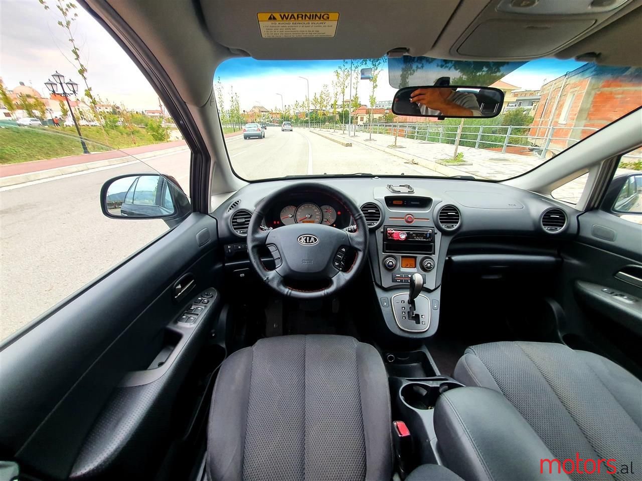 2009' Kia Carens photo #2