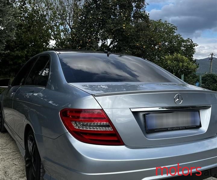 2013' Mercedes-Benz C 250 photo #1