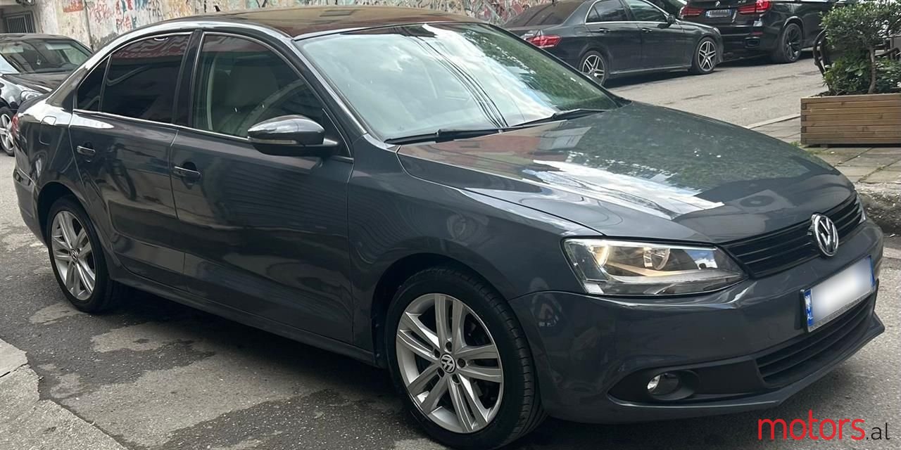 2013' Volkswagen Jetta photo #1