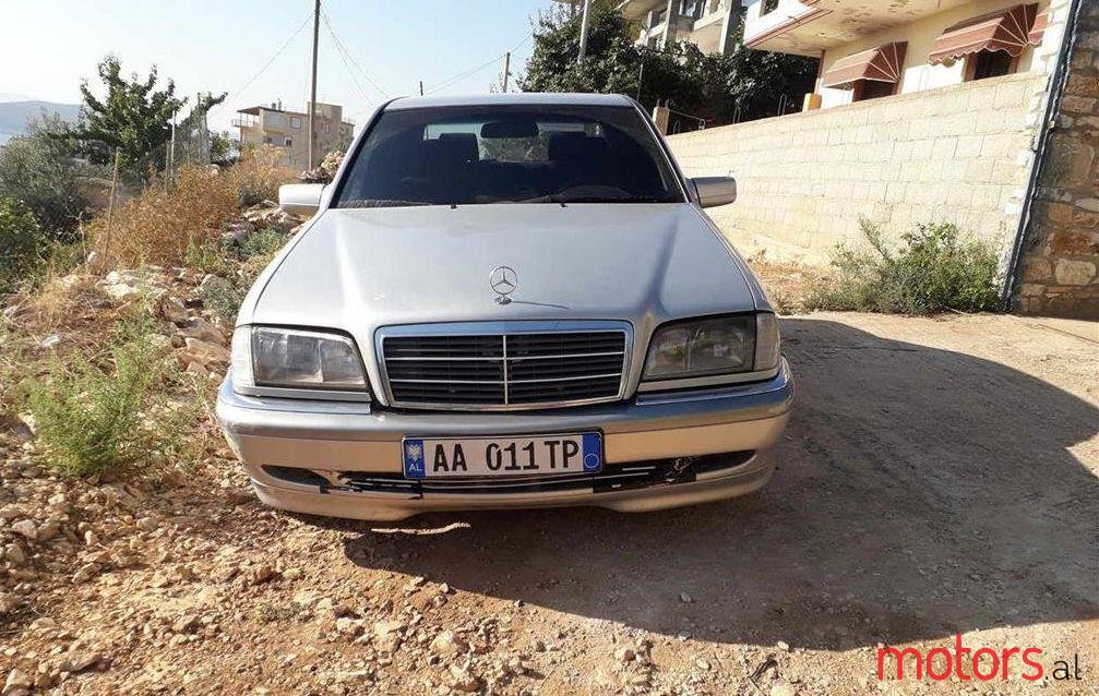 1999' Mercedes-Benz C 220 photo #2