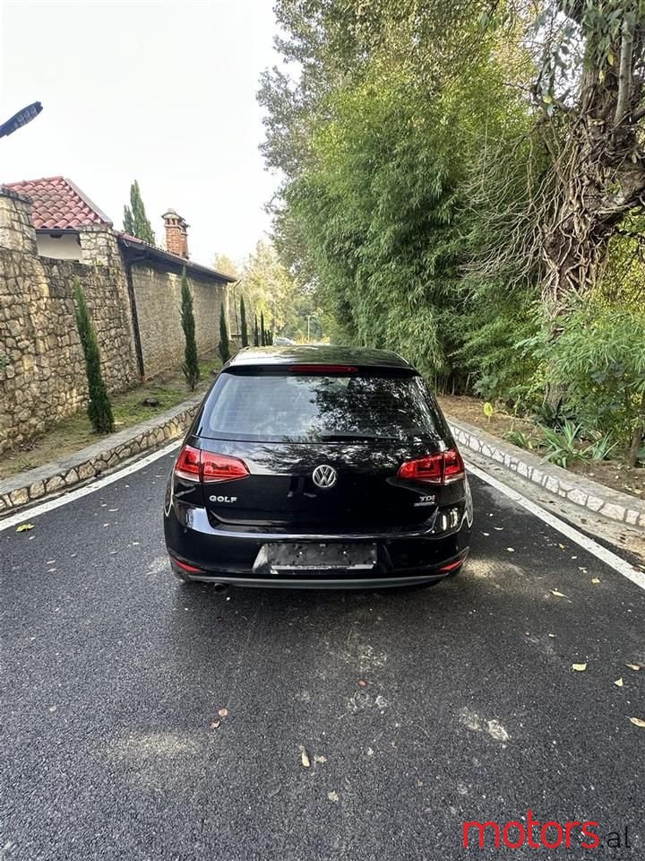 2013' Volkswagen Golf photo #5