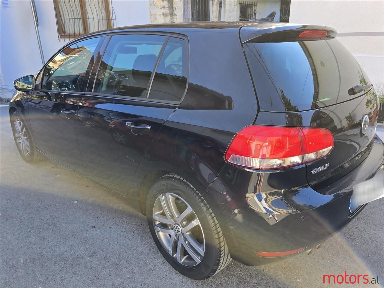 2010' Volkswagen Golf photo #6