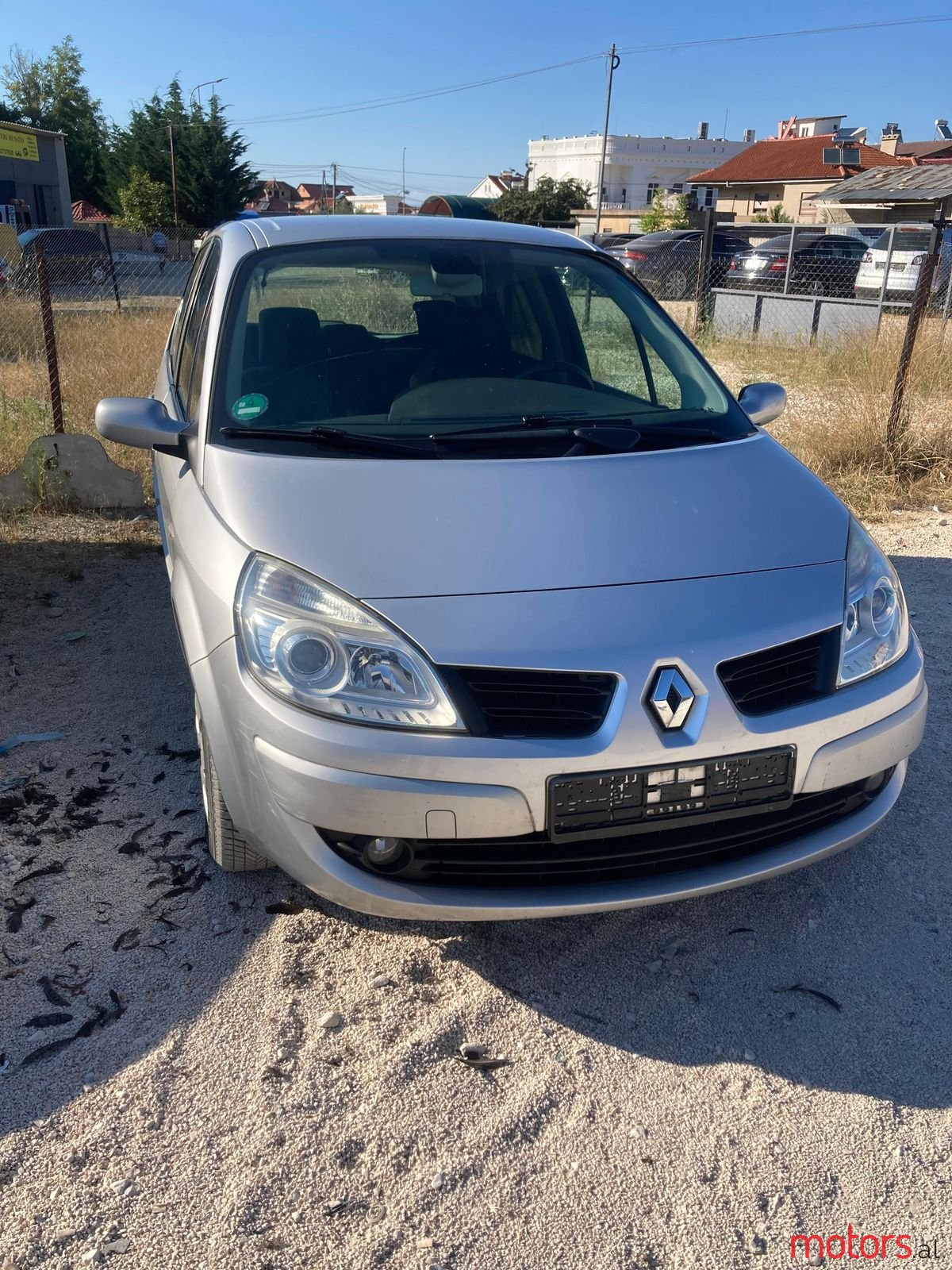 2008' Renault Scenic photo #1