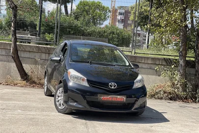 2013' Toyota Yaris
