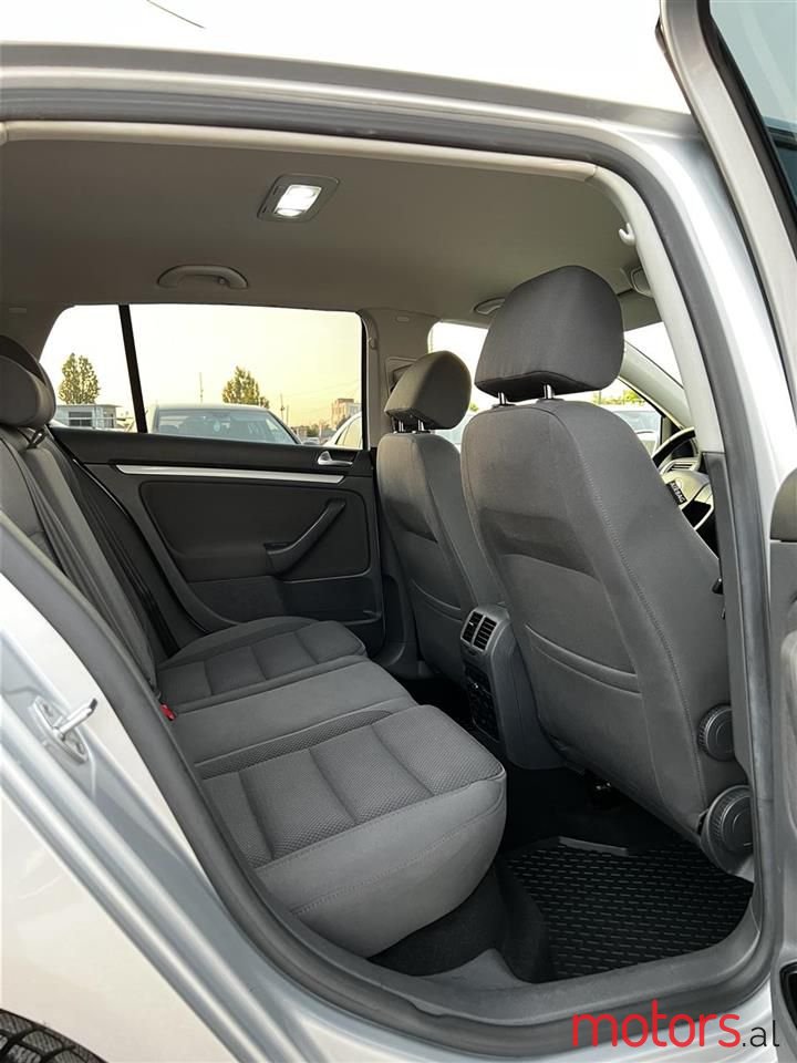 2006' Volkswagen Golf photo #6