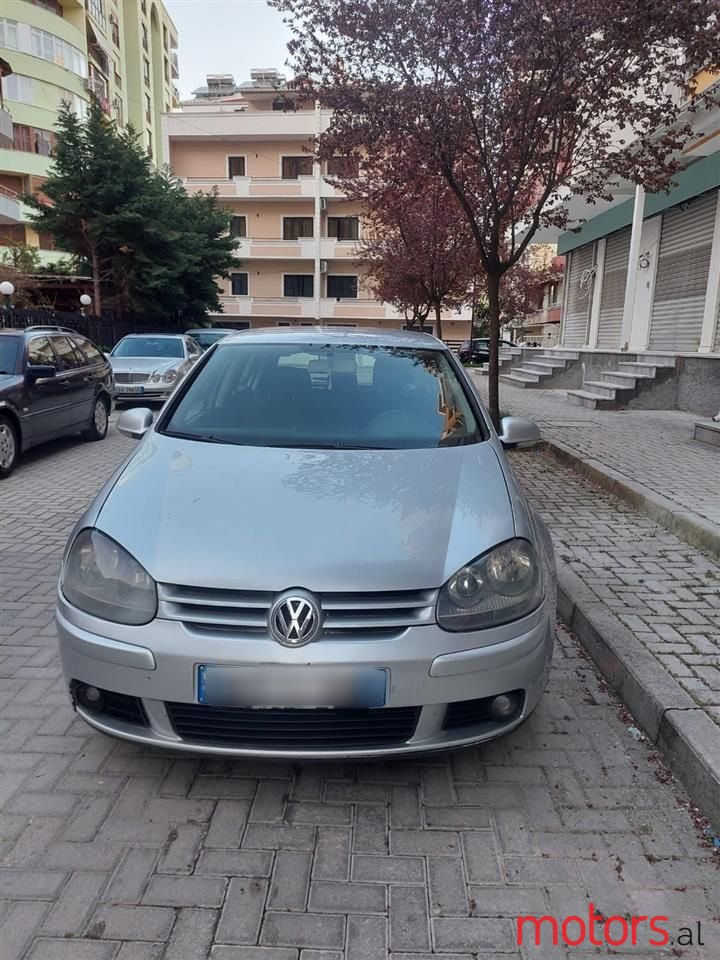 2005' Volkswagen Golf photo #1