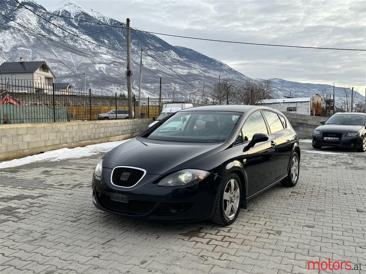 2007' SEAT Leon photo #1