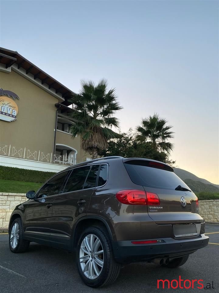 2013' Volkswagen Tiguan photo #5