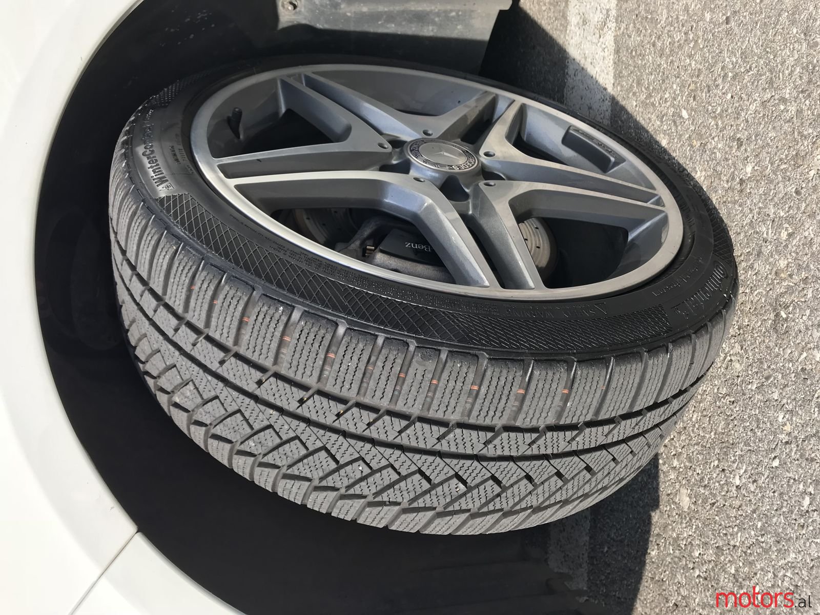 2014' Mercedes-Benz CLA-Class AMG 7G photo #3