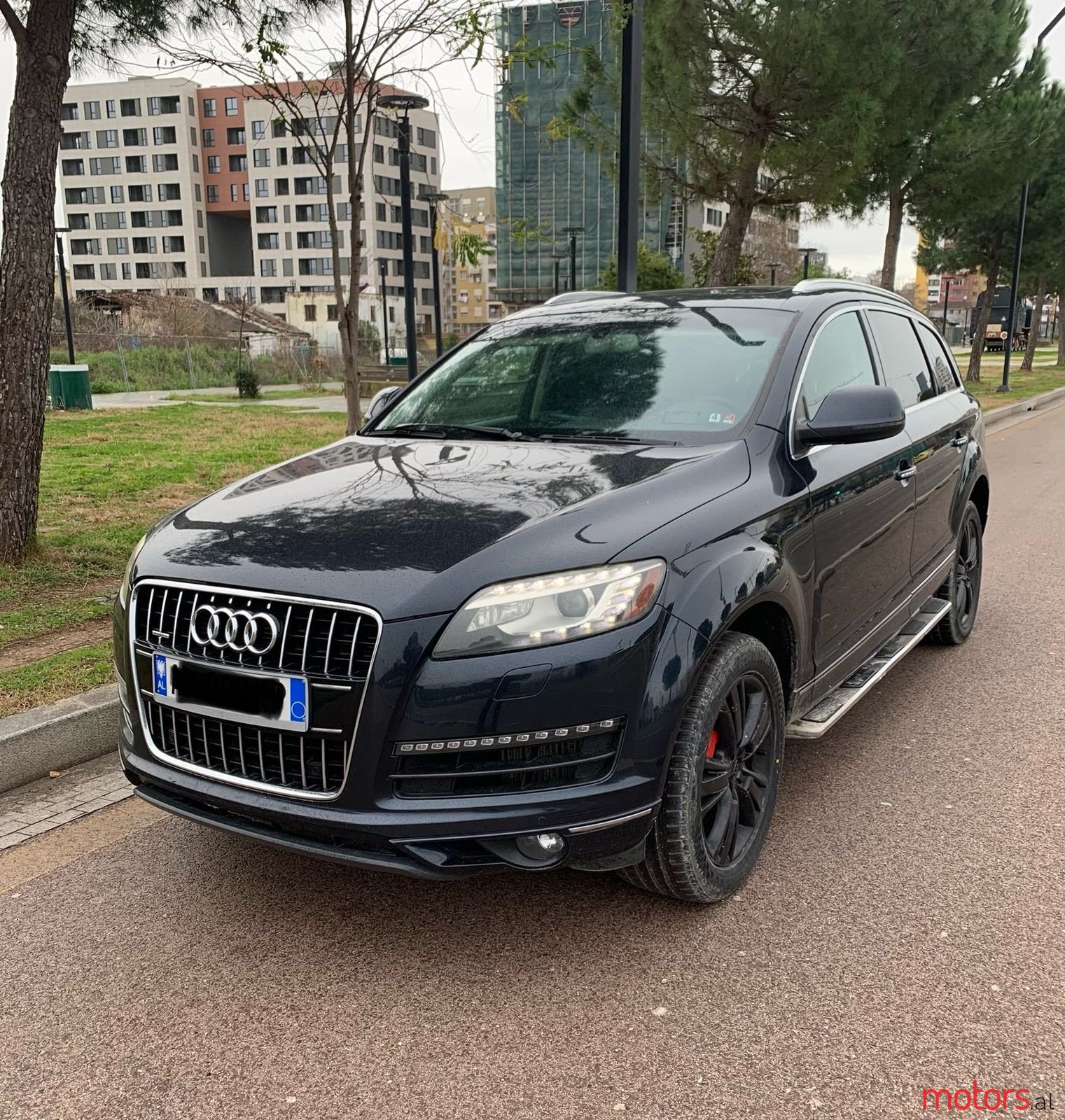 2011' Audi Q7 photo #1