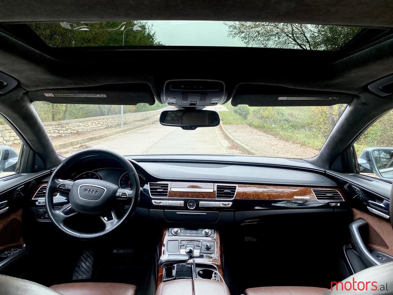 2013' Audi A8 photo #5