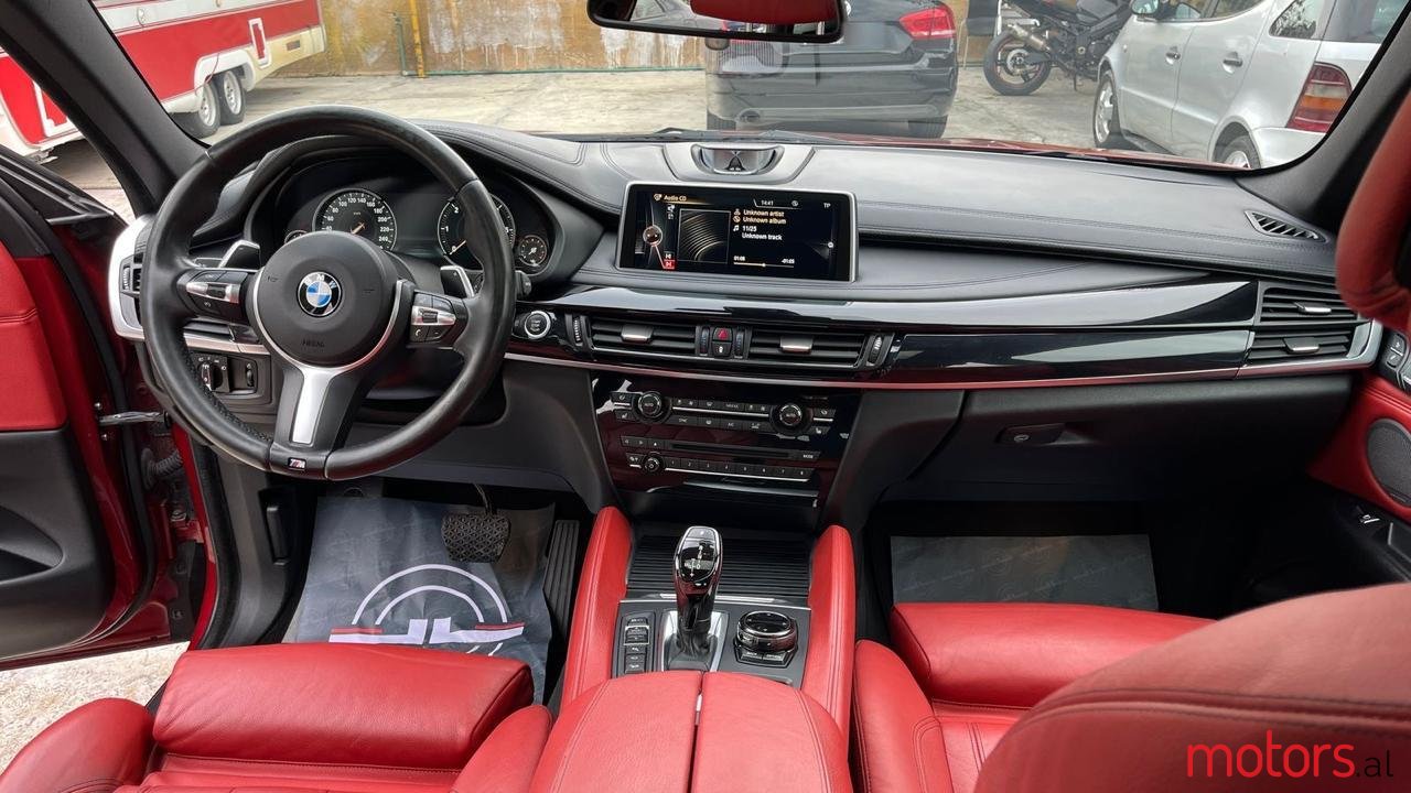 2015' BMW X6 M photo #6