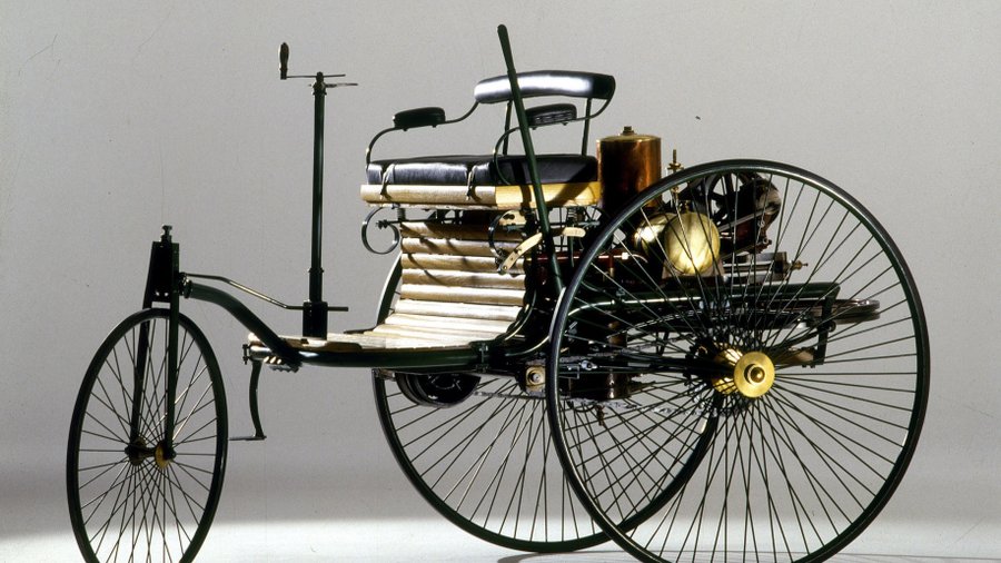 Del në shitje kopja e veturës së parë në botë, Benz Patent-Motorwagen