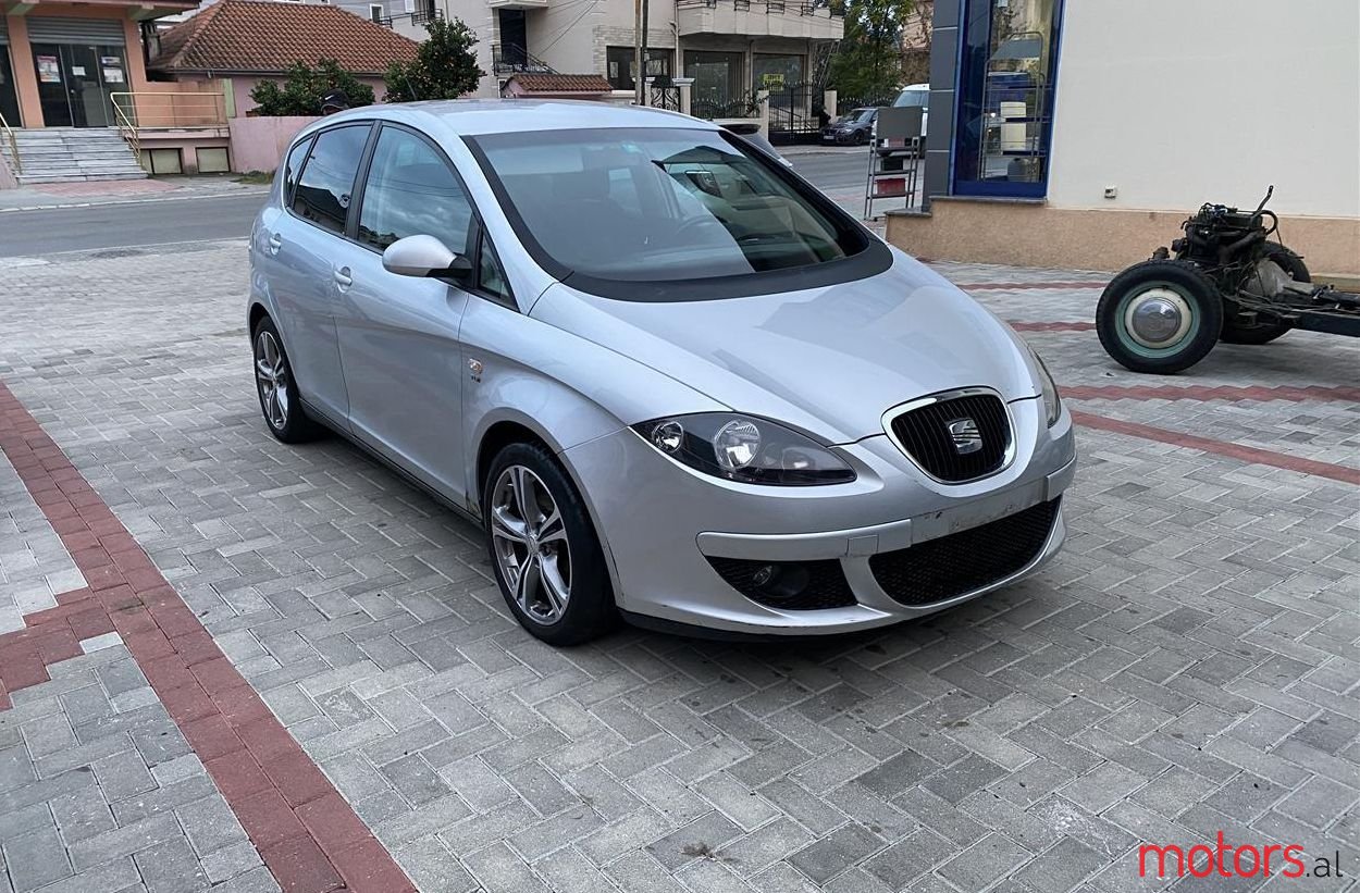 2004' SEAT Altea photo #1