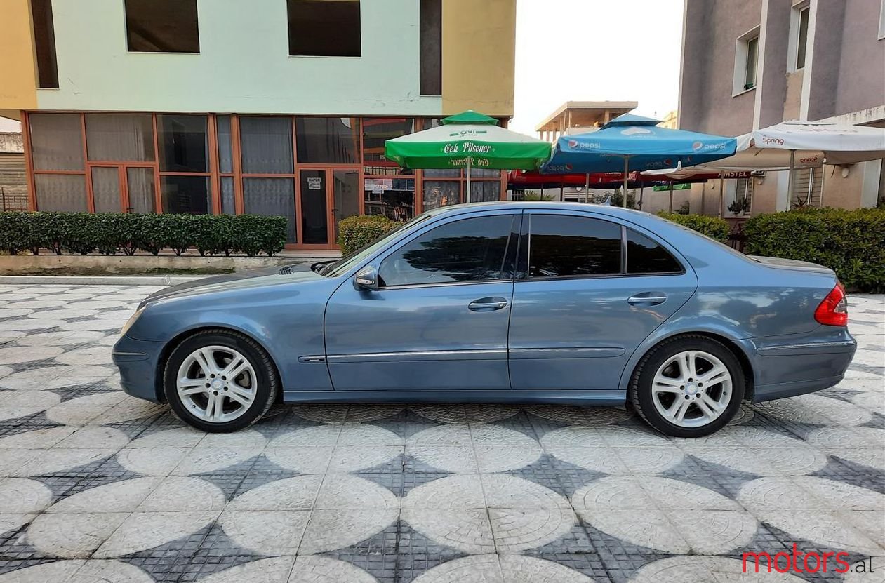 2007' Mercedes-Benz E 280 photo #1