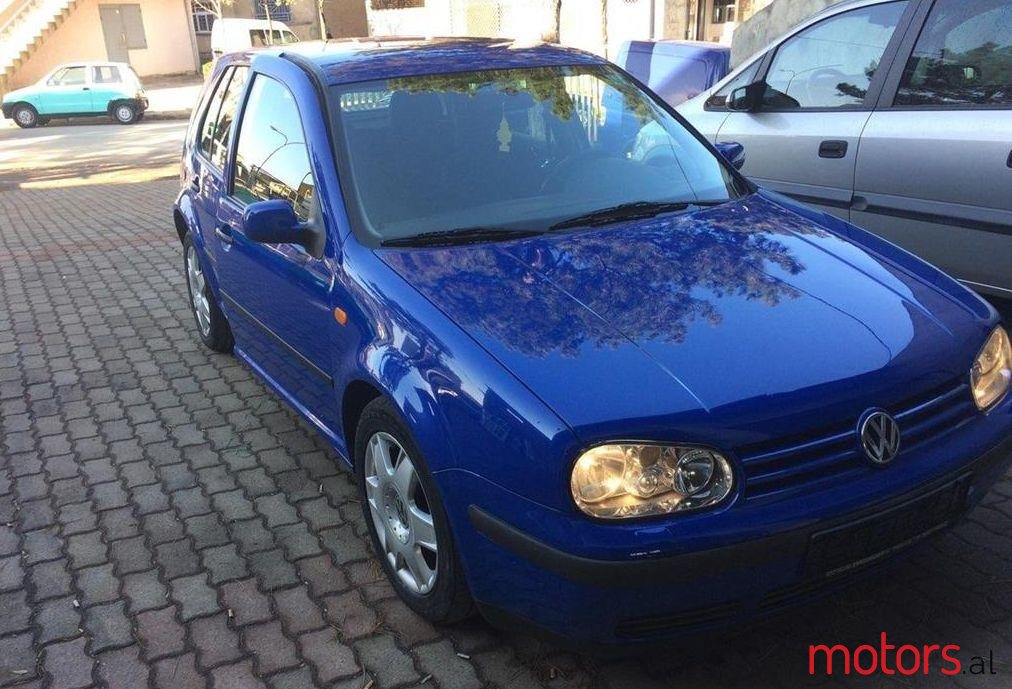 1999' Volkswagen Golf photo #1