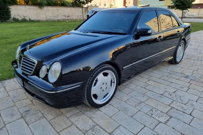 2002' Mercedes-Benz E 55 AMG