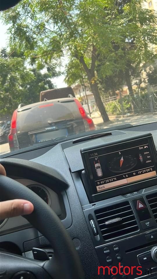 2008' Mercedes-Benz 220 photo #5