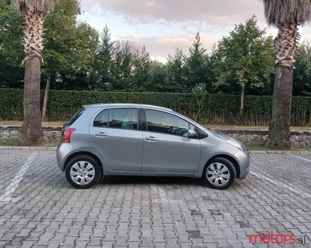 2007' Toyota Yaris photo #4