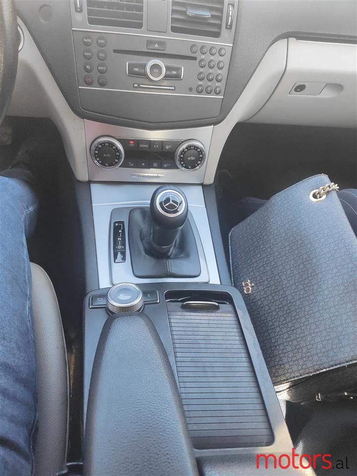 2011' Mercedes-Benz C 200 photo #5