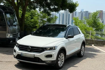 2022' Volkswagen T-Roc